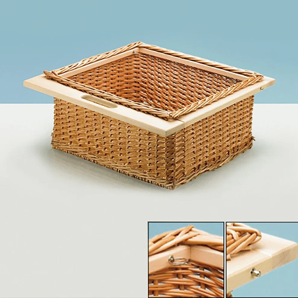 Hettich Wicker Basket with 19mm wide Beech Runners, 500mm Depth